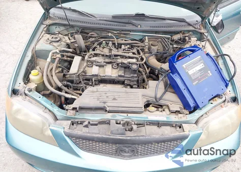 2002 Mazda Protege Dx/Es/Lx from USA, damaged, VIN JM1BJ225121592810